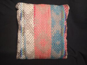 Pagalvė – linas, vilna – 33×35 cm